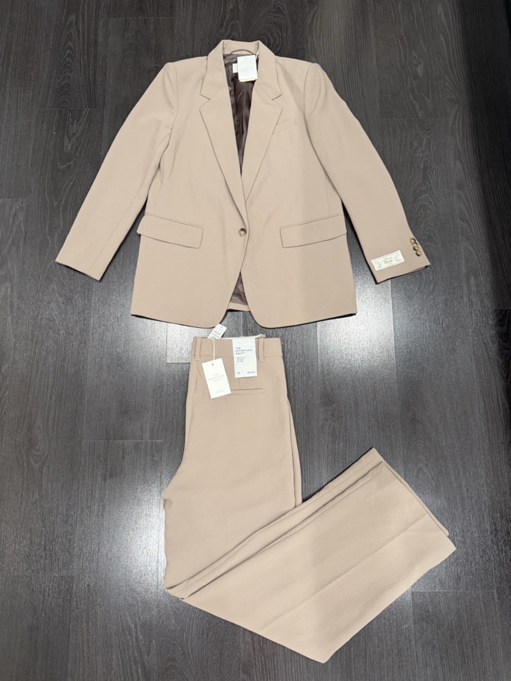 Aritzia Matching Suit Generation Blazer Size 8 & Effortless Pants Size 10 NWT